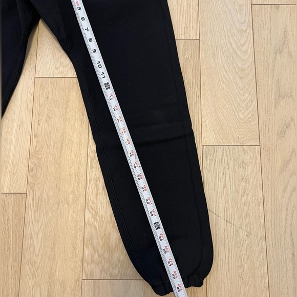 Camber Sweatpants (Black, Small) - Picture 4 of 6
